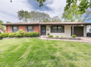 3807 Tesson Ct, Saint Louis, MO 63123