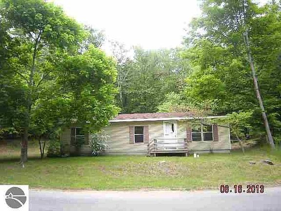 2nd image of 13241 N Knollwood Dr