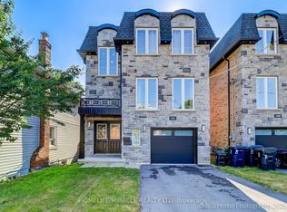 688 A Midland Ave, Toronto, ON M1K4C6
