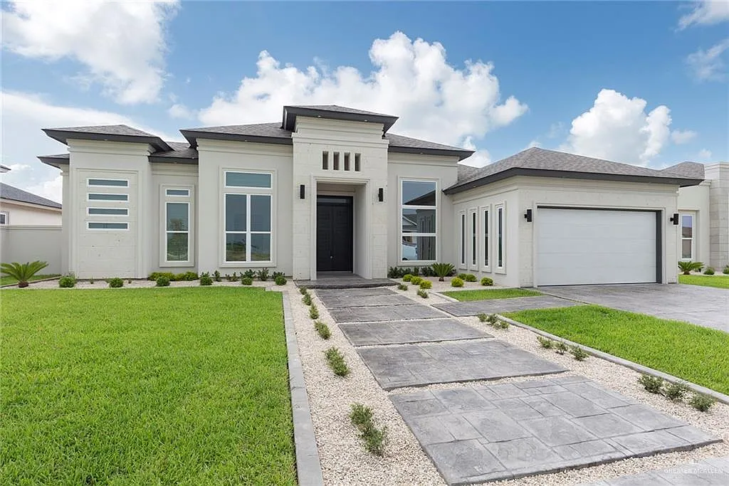 4 bed, 3.5 bath, 2300 sqft, $3,700 — Photo 1
