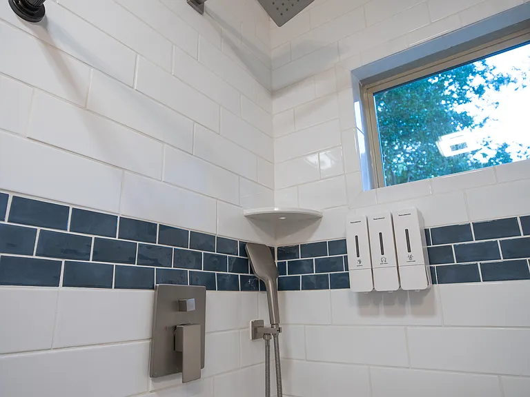449 Maynard Ter SE — Photo 8