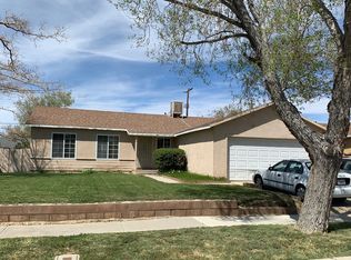 1009 W Avenue J7, Lancaster, CA