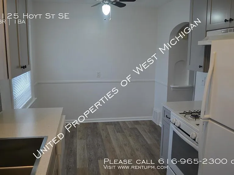 1125 Hoyt St SE — Photo 7