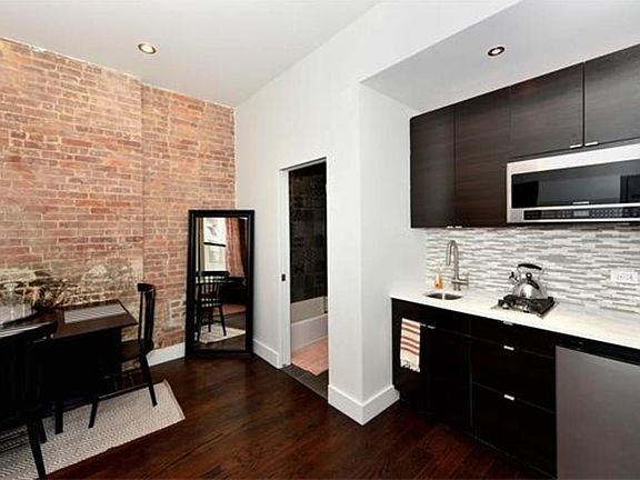 4th image of 162 E 37th St APT 2F