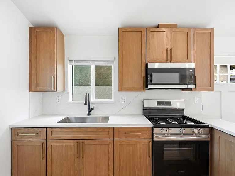 5502 Linden Ave #A — Photo 12