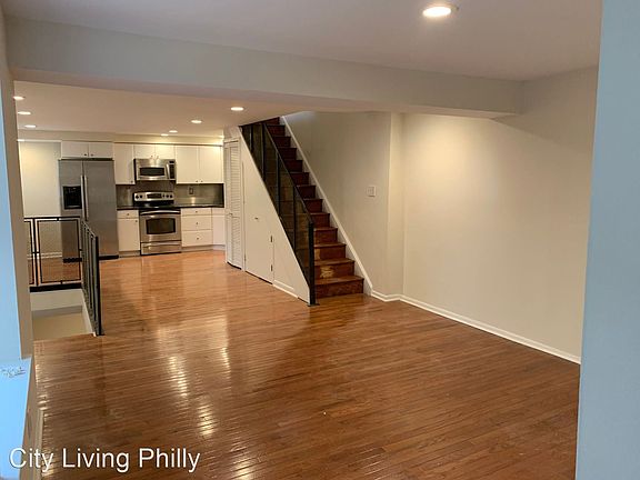 2nd image of 2216 Lombard St #9674770