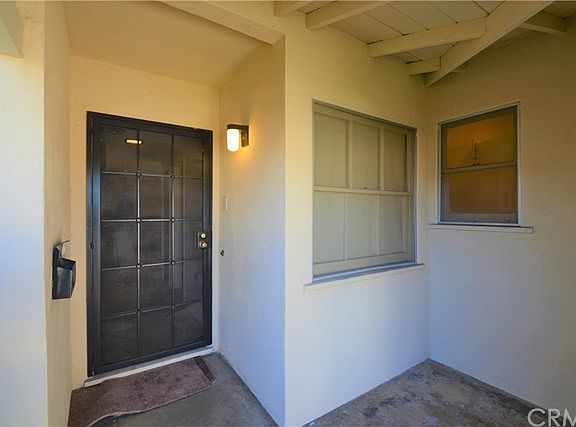 4th image of 1144 W 168th St