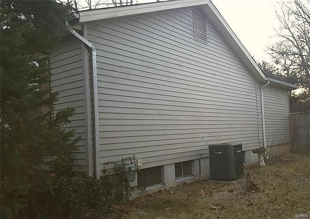 2nd image of 803 Eastbrook Ln