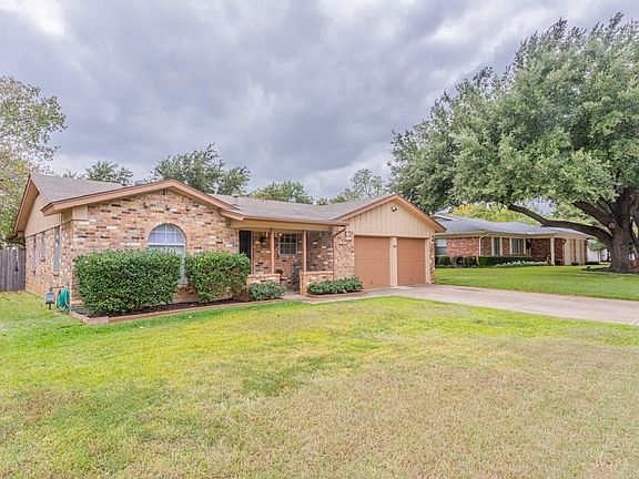 2nd image of 8124 Cross Dr