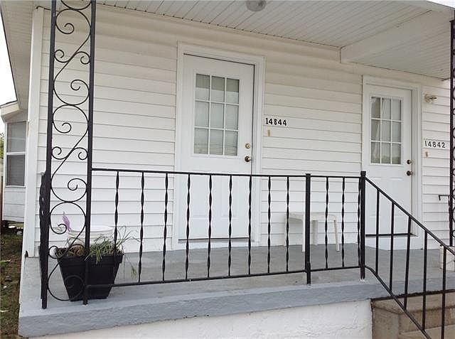 1st image of 14844 Hayne Blvd