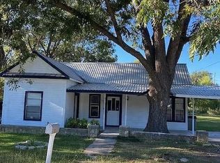 105 E Evans St, Leander, TX 78641