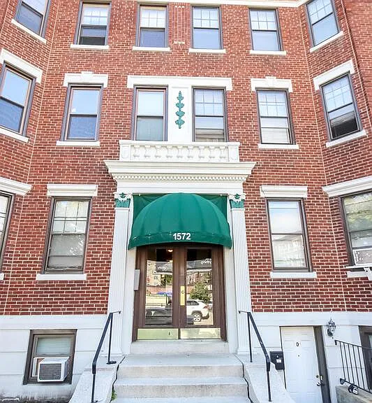 1572 Commonwealth Ave #12 — Photo 10