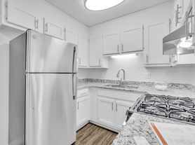 Belmont Heights Apartments & Townhomes