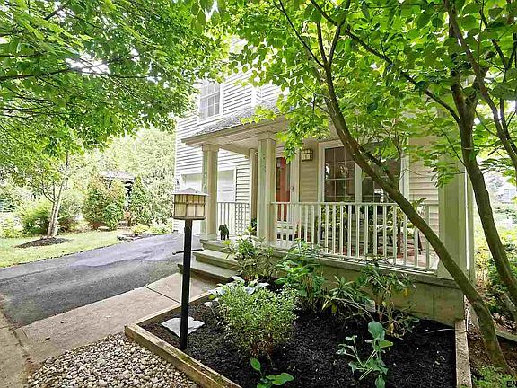3rd image of 38 Furlong St