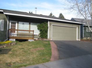 2894 NE Hidden Brook Pl, Bend, OR 97701