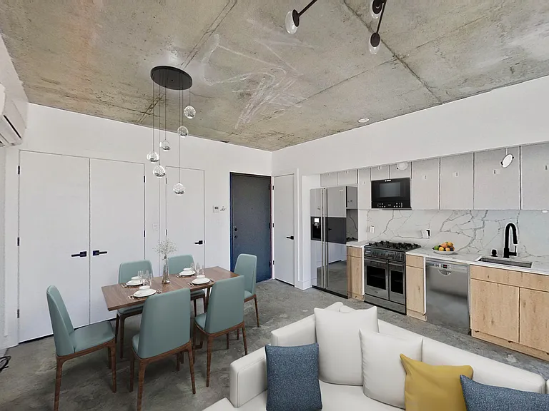 27 Montrose Ave #5T — Photo 8