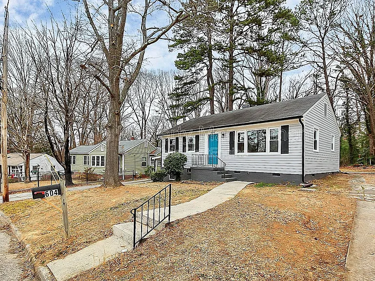 604 Westwood Cir — Photo 22