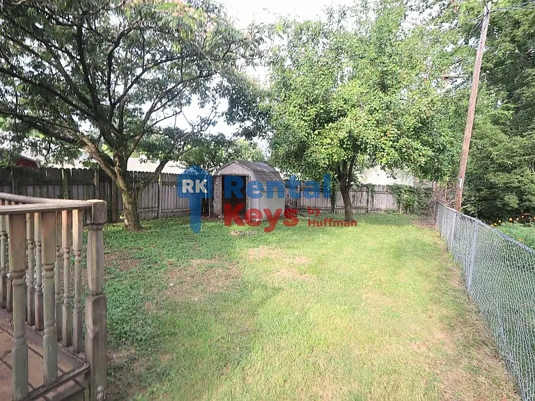 112 N Woods Ave — Photo 17