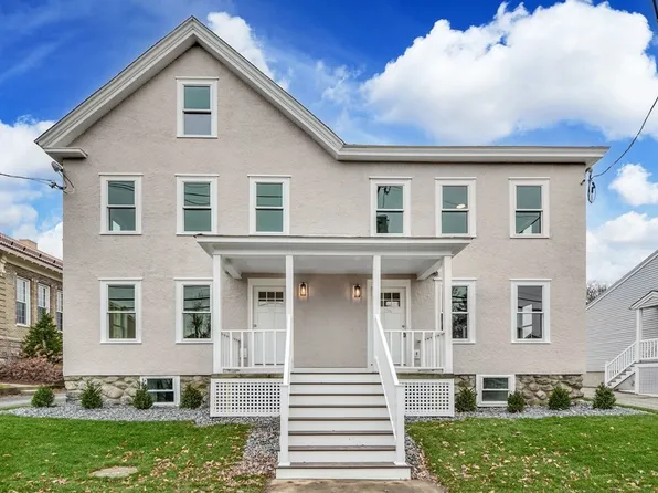 1264 Main St #1, Concord, MA 01742