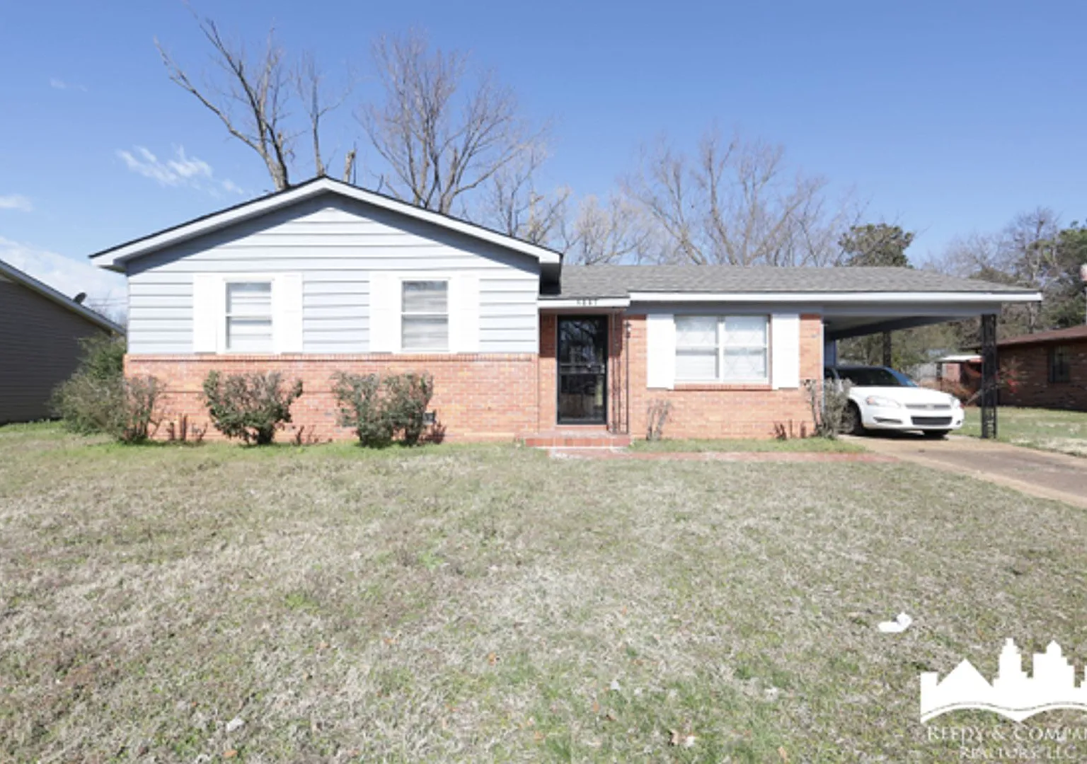 Welcome to 4887 Peace Street! — Photo 1