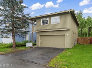 8816 Cross Pointe Loop, Anchorage, AK 99504