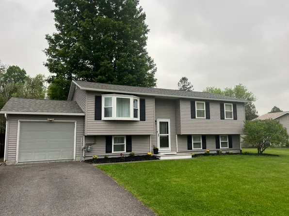 612 Valley Dr W, Chittenango, NY 13037