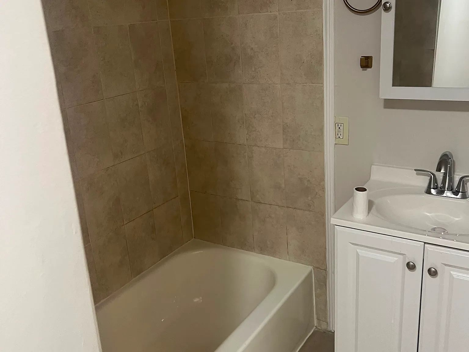 2 bed, $1,850 — Photo 4