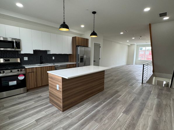 2011 E Tioga St #B18