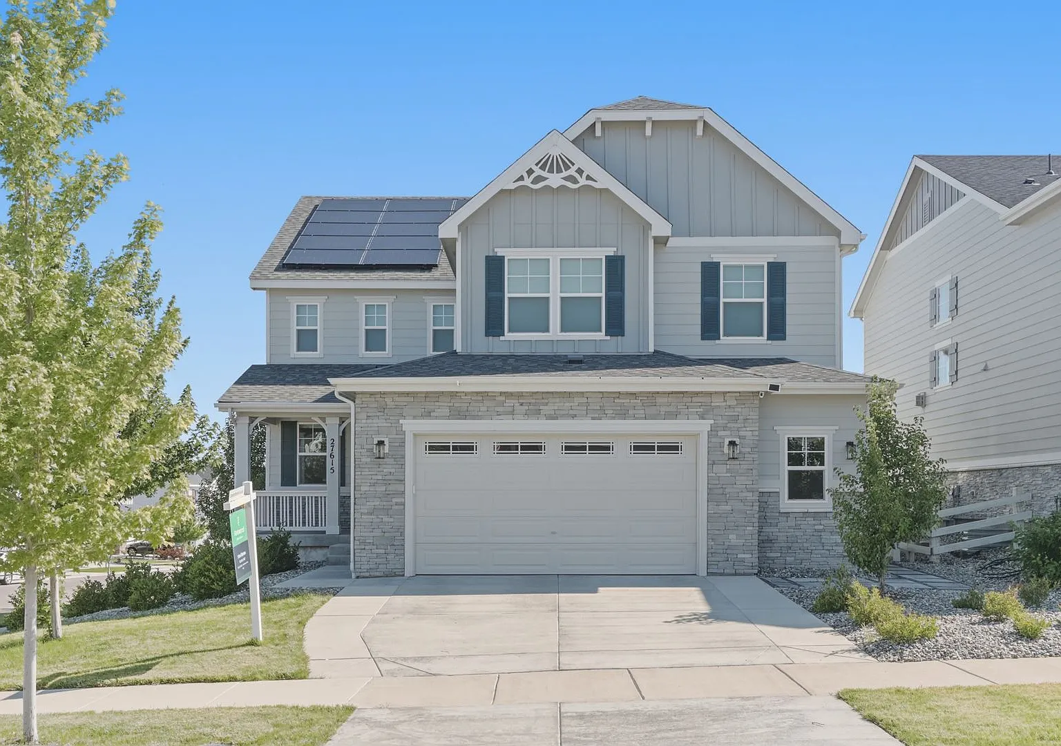 Gorgeous Home in Southshore! — Photo 1