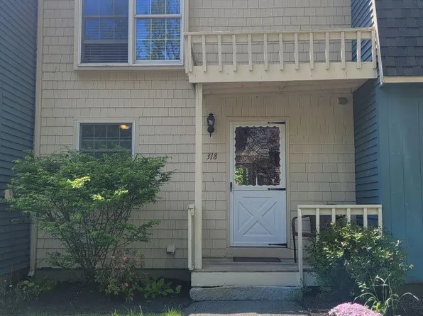 318 Evergreen Drive #318, Waterville, ME 04901