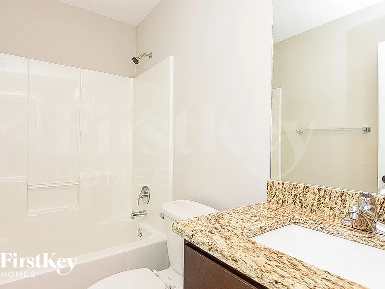 249 Bethany Manor Ct — Photo 13