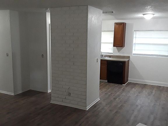 3rd image of 1816 Flag Ln