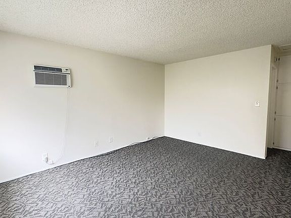 4th image of 6019 S Bright Ave