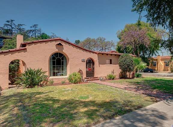 2nd image of 1701 La Golondrina Ave