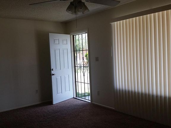 4th image of 7146 W Peck Dr
