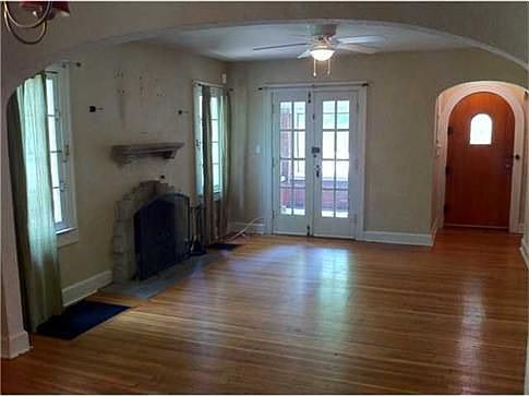 4th image of 526 Kessler Blvd E Dr