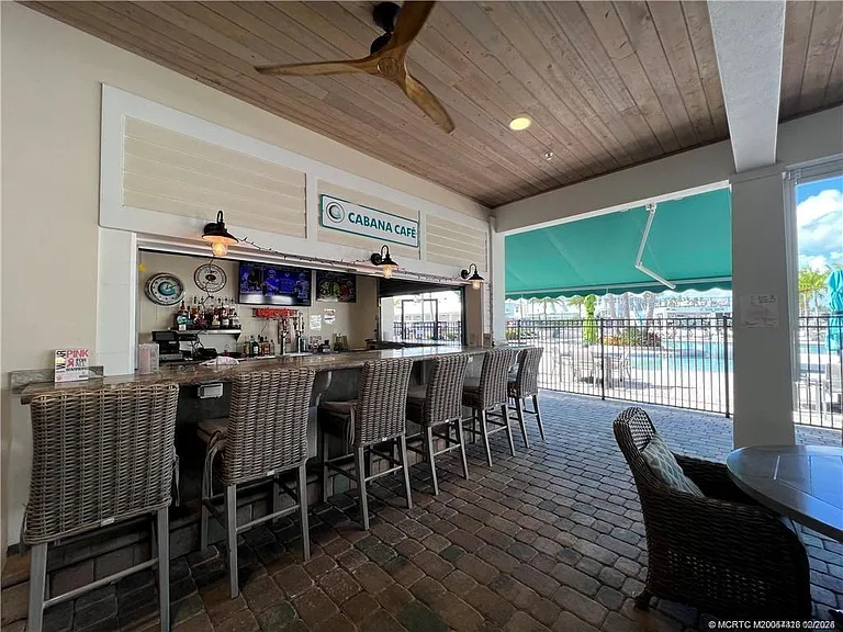 102 Shoal Dr — Photo 24