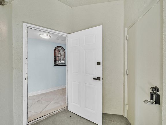 4th image of 6371 La Costa Drive #104
