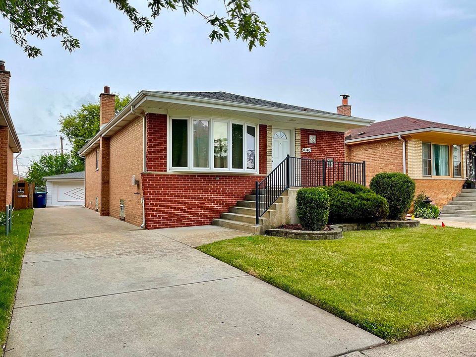 Welcome to 8740 S Talman Ave!