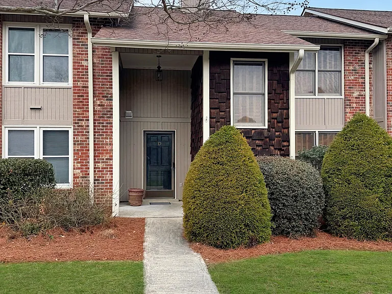 1849 Quail Ridge Rd #D — Photo 1