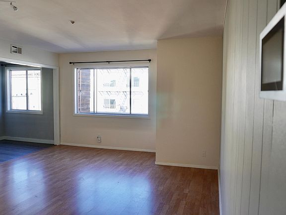 2nd image of 129 Arkansas St APT 3