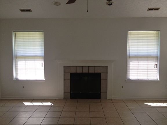 3rd image of 1138 N Winding Hart Dr