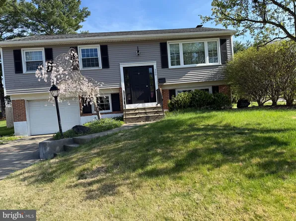 300 Fairmount Ave, Blackwood, NJ 08012