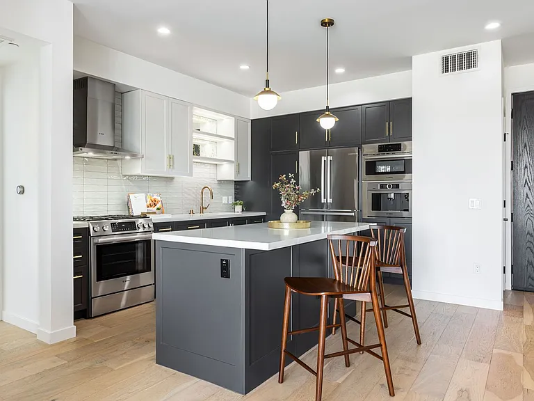 The Estelle: Elevated Amenities and Design ~ NOW OFFERING LIMITED-TIME LEASING SPECIALS! — Photo 6