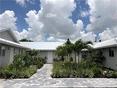 1st image of 1024 SE 24th Ave #2