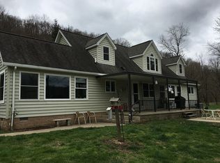 3078 S 88th Rd, Dilliner, PA 15327