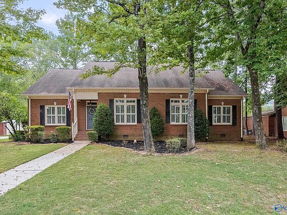2nd image of 4842 Cove Creek Dr SE