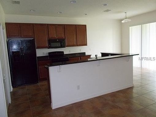 3rd image of 455 Nuestra Pl