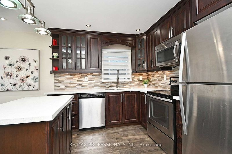 Mississauga House for rent - 3 Bedrooms — photo 5