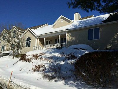 1 Canary Ct, West Warwick, RI, 02893
